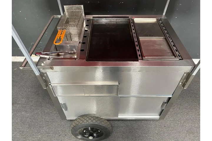 $800 : Portable Burger Cart image 2