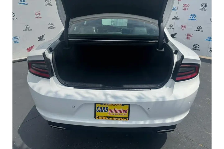 $22995 : 2020 Charger SXT RWD image 5