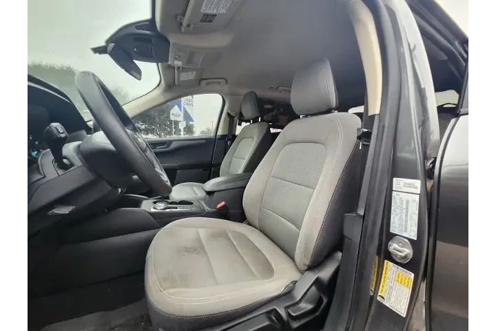 $12998 : Ford Escape 2020 S 4dr SUV image 7