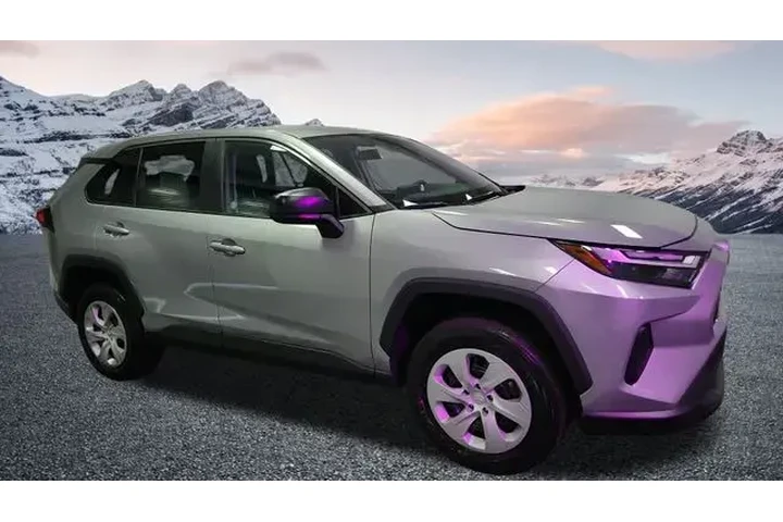 $24588 : Toyota RAV4 2024 LE 4dr SUV image 1
