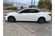 $26462 : Nissan Altima 2024 2.0 SR 4d thumbnail