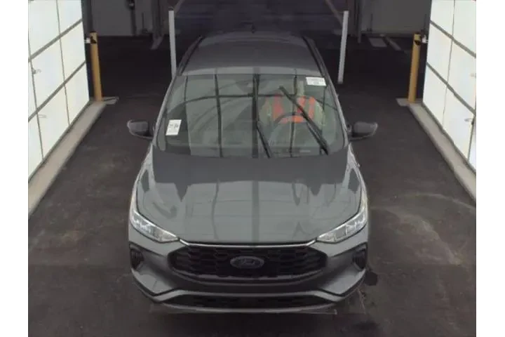 $22193 : Ford Escape 2024 ST-Line 4dr image 2