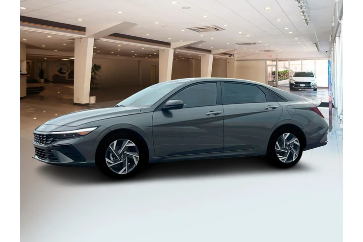 $25995 : Hyundai ELANTRA 2025 SEL Spo image 4