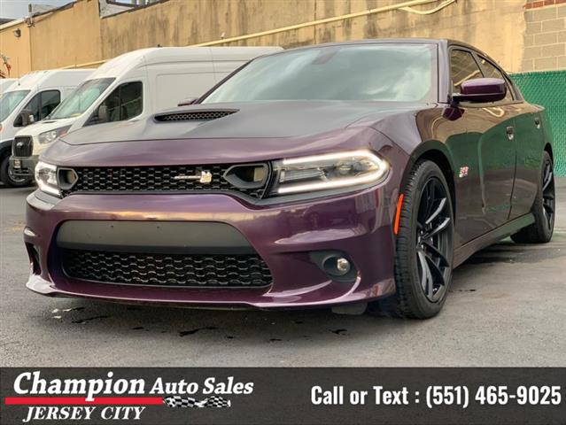 Used 2021 Charger Scat Pack W image 1