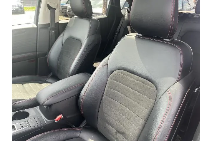 $29988 : Ford Escape 2022 AWD SEL 4dr image 7