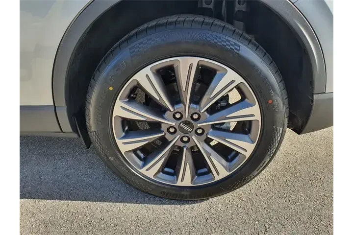 $28990 : Lincoln Corsair 2021 Reserve image 8