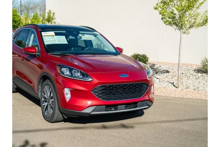 $18425 : 2020 Escape Hybrid Titanium image 2