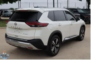 $27595 : Nissan Rogue 2023 Platinum 4 thumbnail