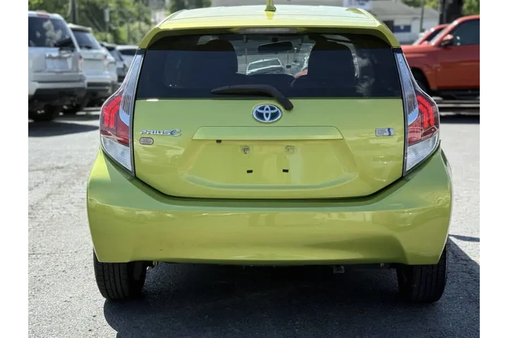 $14495 : 2015 Prius c Four image 6