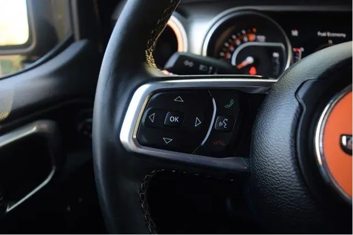 $30500 : Jeep Wrangler Unlimited 2022 image 6