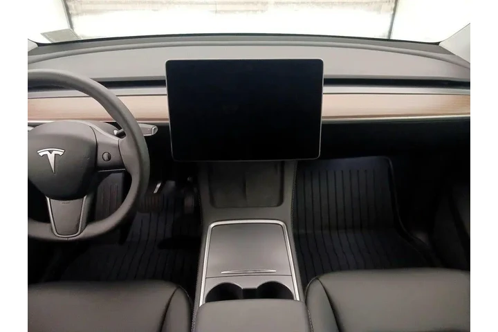 $39998 : Tesla Model Y 2024 AWD Long image 9