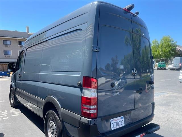 $28950 : 2018 Sprinter Worker 2500 Car image 9