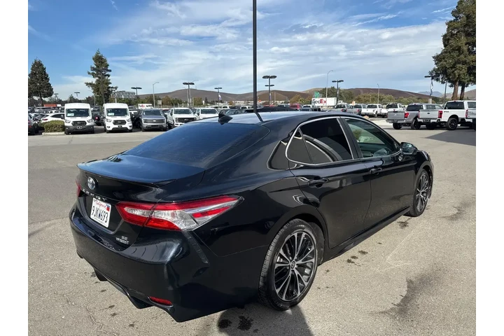 $19999 : Toyota Camry Hybrid 2020 SE image 8