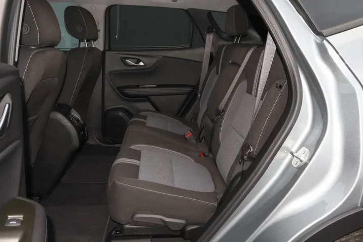 $26988 : 2025 Blazer FWD 4dr LT w/2LT image 8