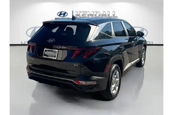 $18598 : Hyundai TUCSON 2023 AWD SE 4 image 6