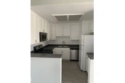 $1400 : 1Bed 1Bath Apt in South LA thumbnail