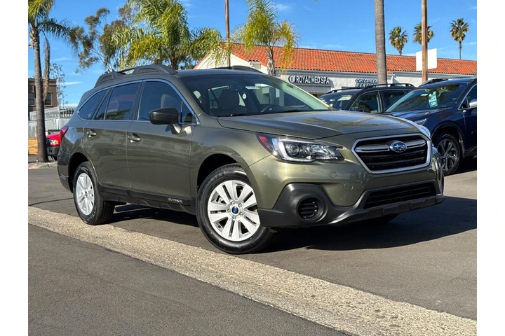 $15997 : Subaru Outback 2018 AWD 2.5i image 2