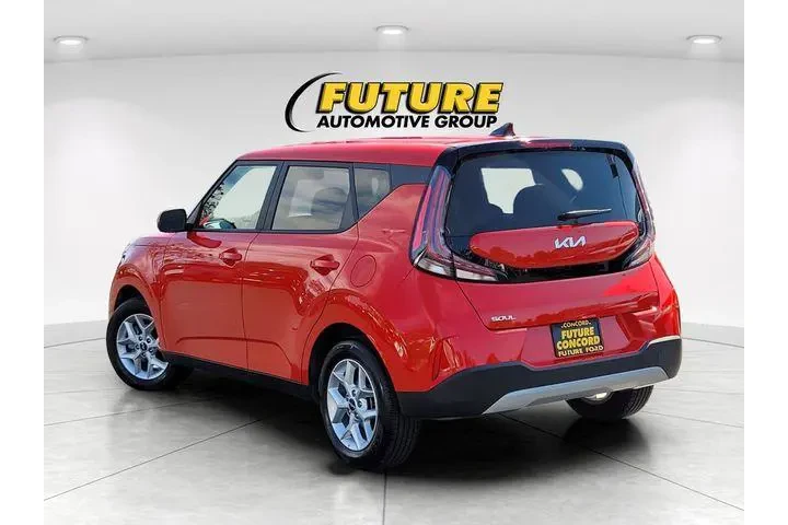 $20588 : Kia Soul 2025 S 4dr Crossove image 6