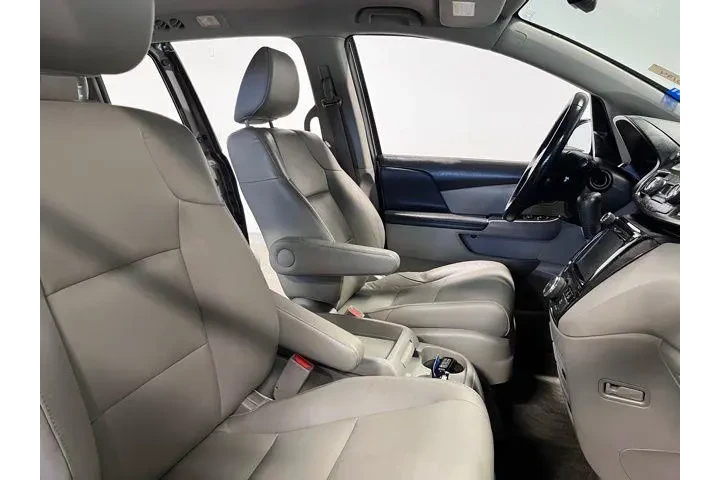 $17961 : Honda Odyssey 2015 image 10