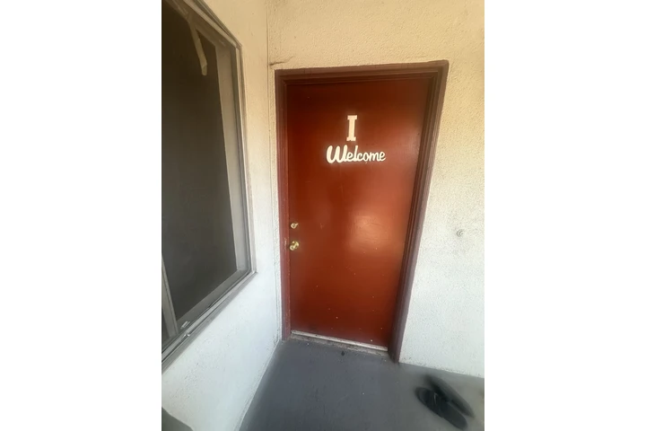 $2300 : Apartamento En Rosemead Ca image 1