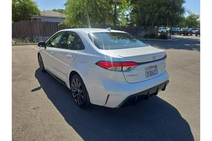 $26995 : Toyota Corolla 2023 SE 4dr S image 5