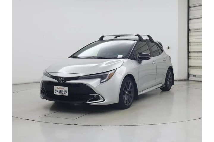 $24998 : Toyota Corolla Hatchback 202 image 4