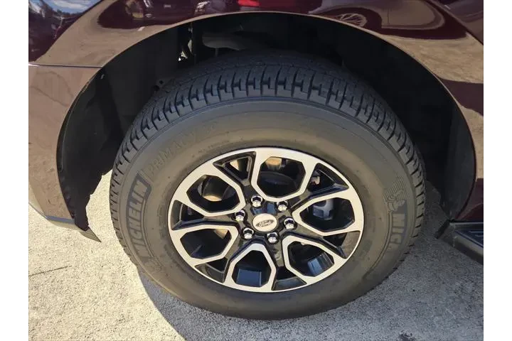 $38593 : Ford Expedition 2024 4x2 XLT image 10