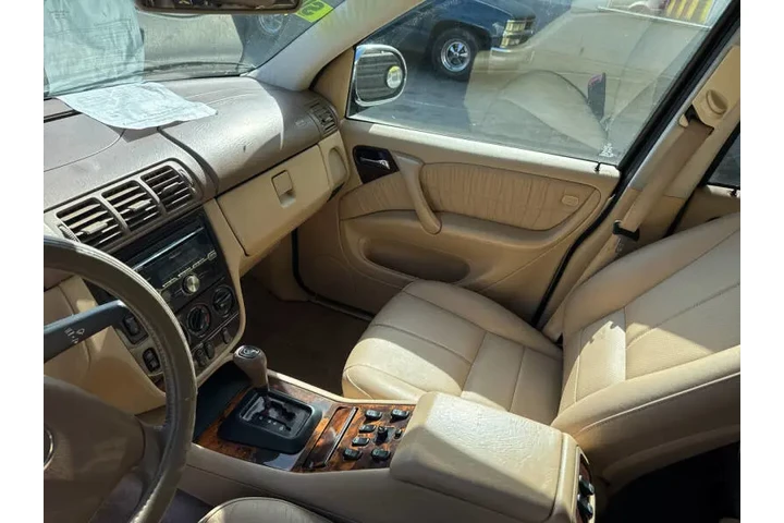 $3450 : 2001 Mercedes-Benz M-Class ML image 6