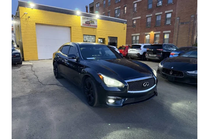 $12999 : 2015 INFINITI Q70 image 3