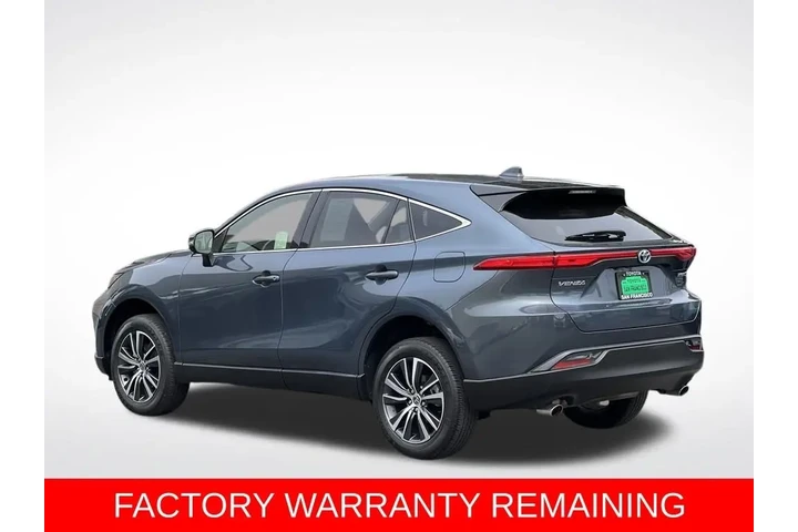 $28988 : 2022 Venza LE image 3