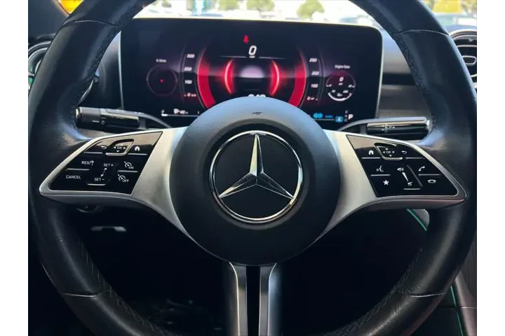 $30999 : Mercedes-Benz C-Class 2022 C image 7