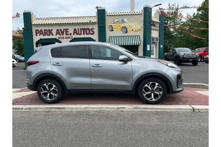 $12495 : 2020 Sportage LX image 3