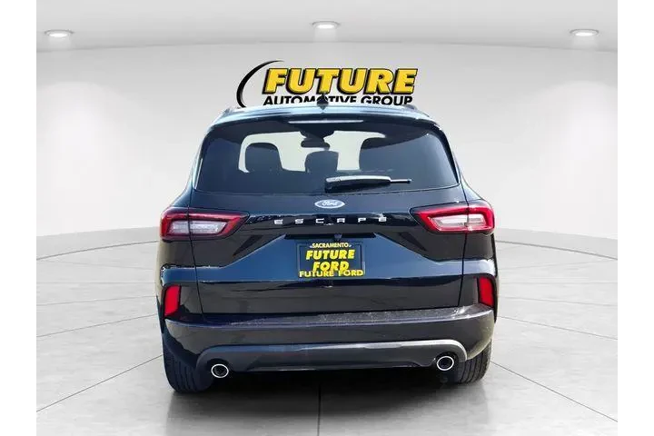 $25988 : Ford Escape 2024 ST-Line 4dr image 5