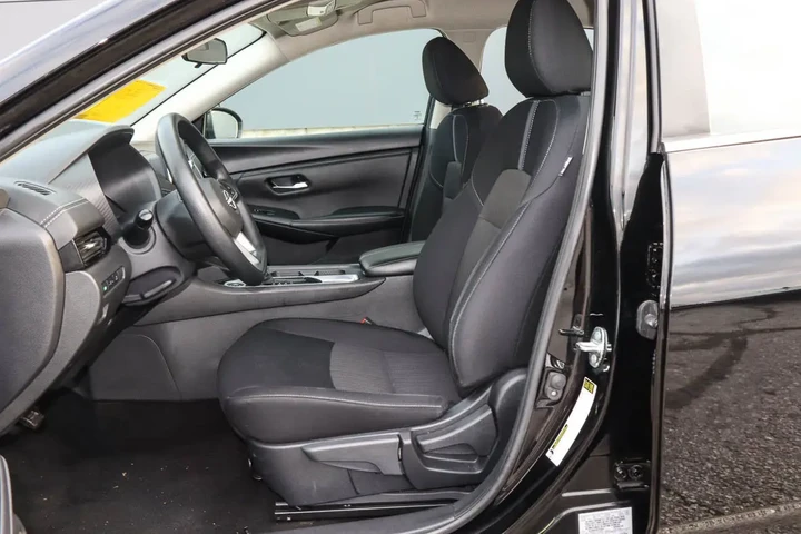 $18488 : 2024 Sentra SV CVT image 7