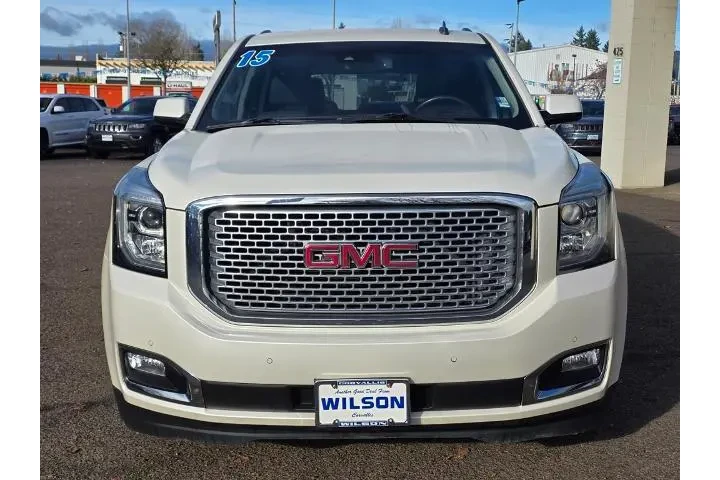 $17999 : GMC Yukon 2015 4x4 Denali 4d image 3