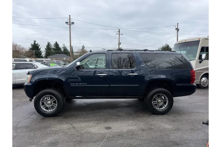 $12995 : 2007 Suburban LT image 7