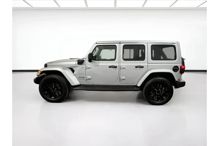 $25778 : Jeep Wrangler 2023 4x4 High image 5
