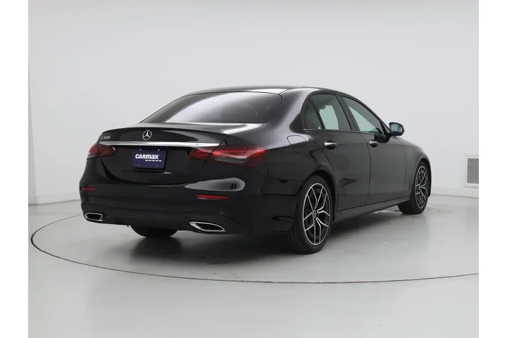 $30998 : Mercedes-Benz E-Class 2022 E image 8