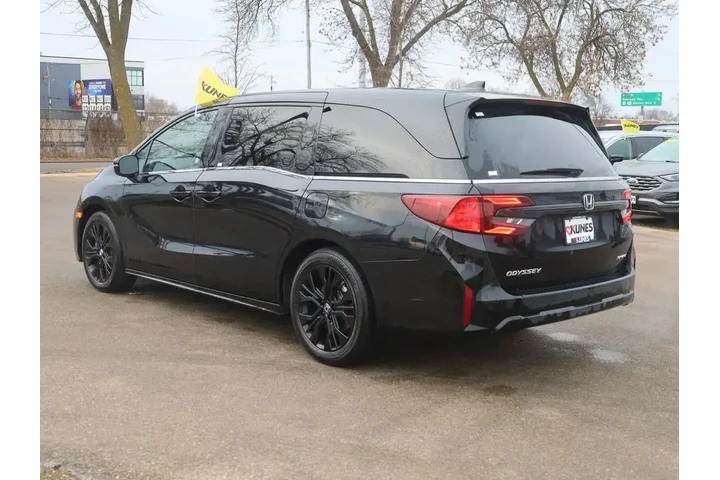 $38977 : Honda Odyssey 2025 Sport-L 4 image 7