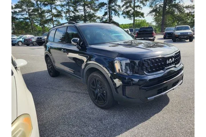 $36205 : Kia Telluride 2024 AWD EX 4d image 3