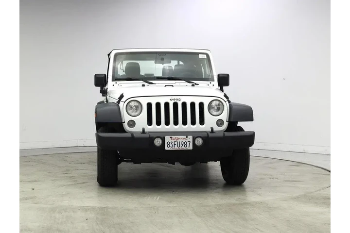 $15998 : Jeep Wrangler 2014 4x4 Sport image 5