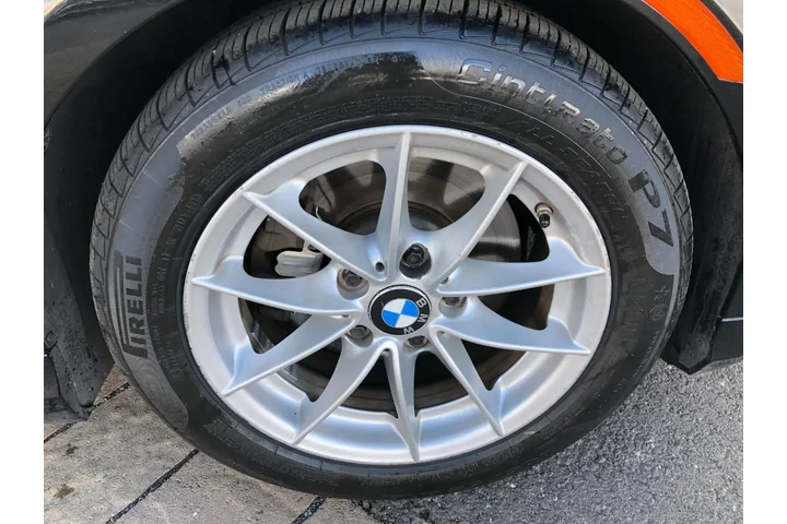 $10490 : 2010 BMW 3-Series 328i xDrive image 10