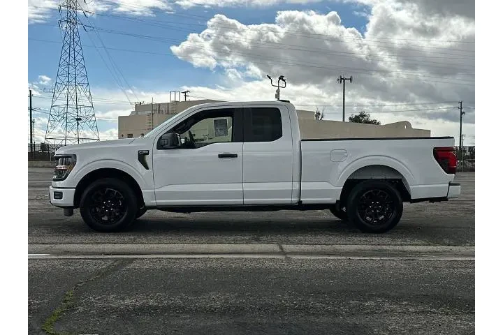 $39990 : Ford F-150 2025 4x2 STX 4dr image 7