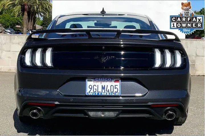 $29985 : Ford Mustang 2022 EcoBoost 2 image 4