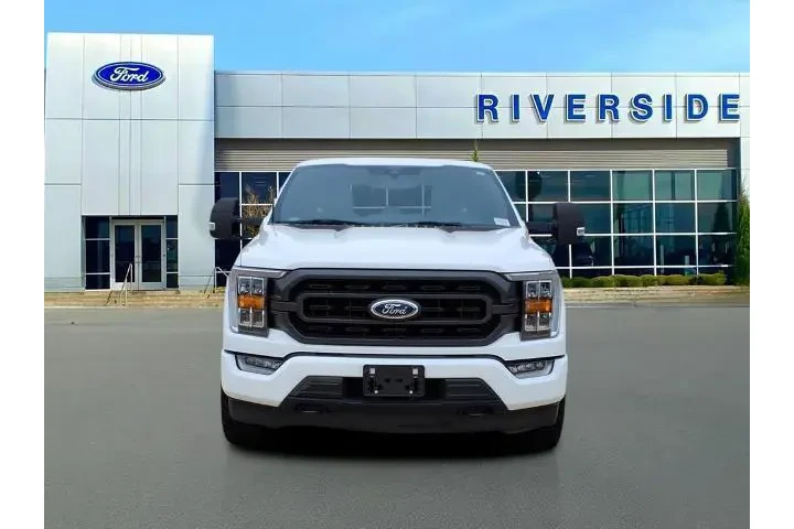 $31895 : Ford F-150 2021 4x4 Lariat 4 image 2