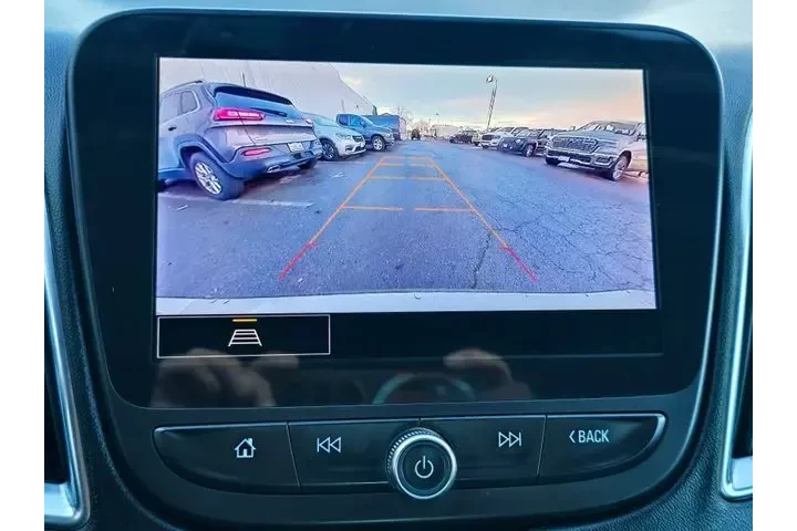 $21900 : Chevrolet Malibu 2024 LT 4dr image 10