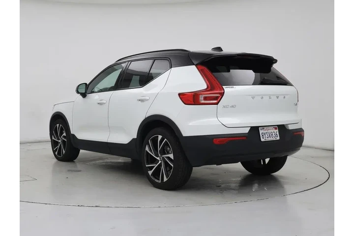 $29998 : Volvo XC40 2022 AWD T5 R-Des image 2