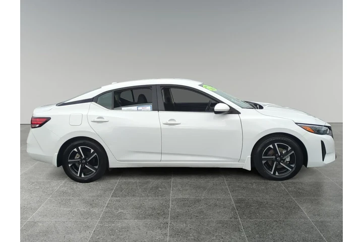 $21500 : Nissan Sentra 2024 SV 4dr Se image 6