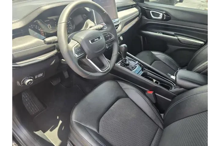 $24999 : Jeep Compass 2025 4x4 Latitu image 8