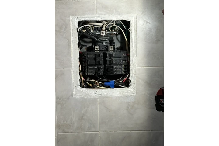 Vargas Electrical Services. image 4